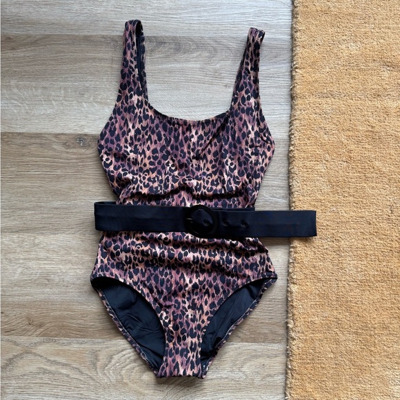 NWT SOLID & STRIPED The Annemarie Belt Leopard Print Swimsuit - Picture 3 of 6